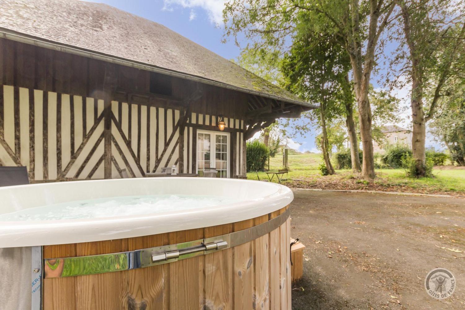 L'Atelier A L'Oree Des Bois Saint-Pierre-en-Auge Luaran gambar